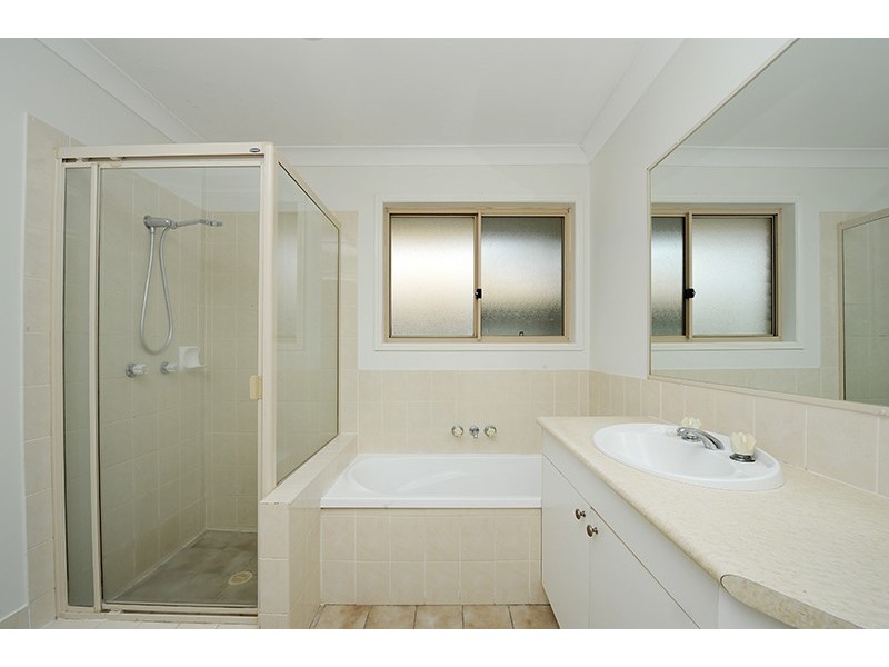 16 Bluegum Street, Landsborough QLD 4550