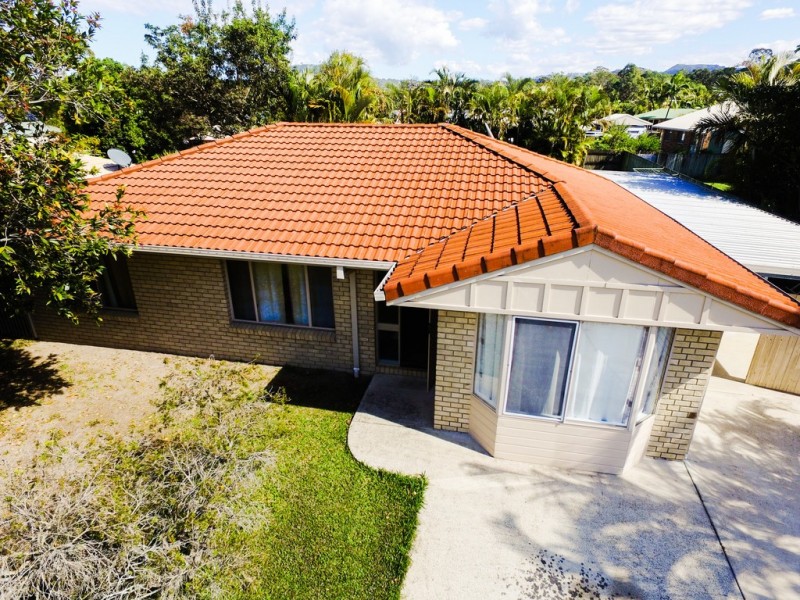 16 Bluegum Street, Landsborough QLD 4550