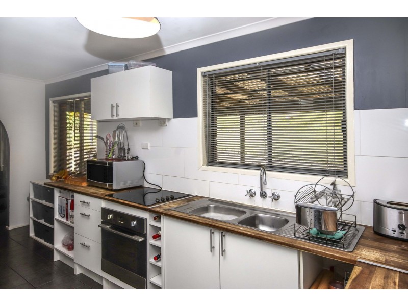 105 River Road, Peachester QLD 4519