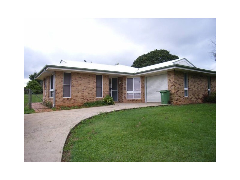 115 Railway Parade, Glass House Mountains QLD 4518