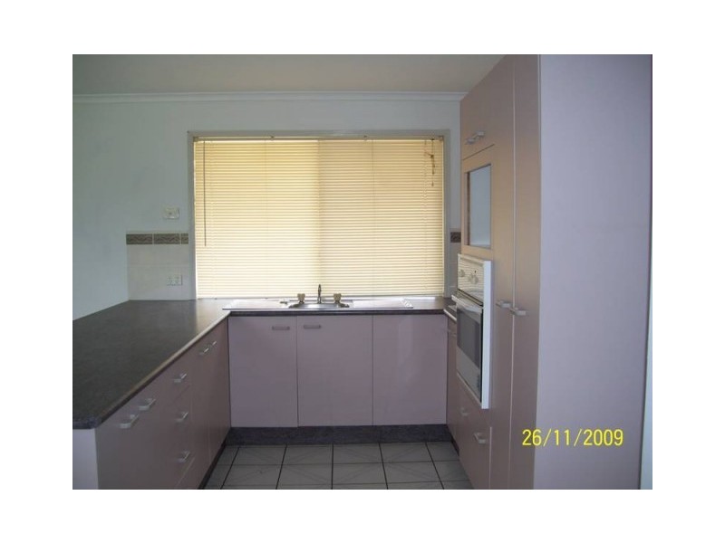 115 Railway Parade, Glass House Mountains QLD 4518