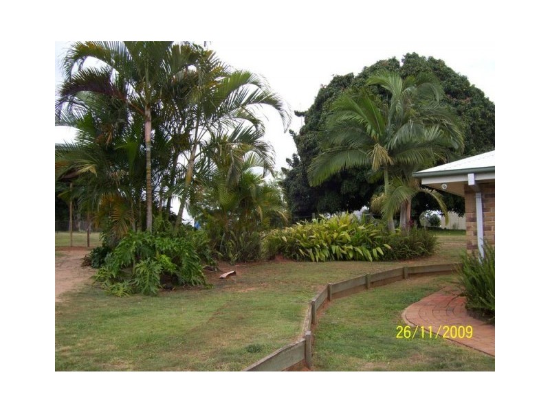 115 Railway Parade, Glass House Mountains QLD 4518