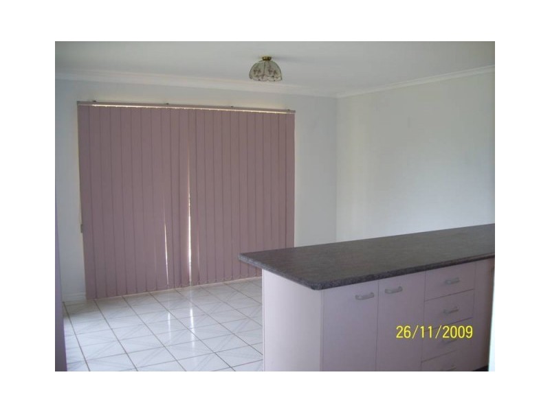 115 Railway Parade, Glass House Mountains QLD 4518