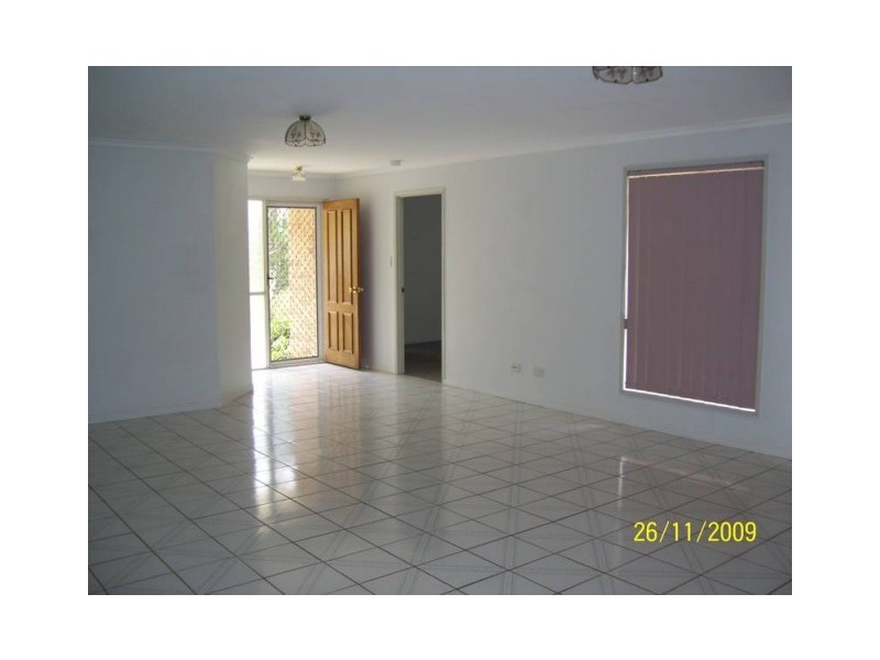 115 Railway Parade, Glass House Mountains QLD 4518