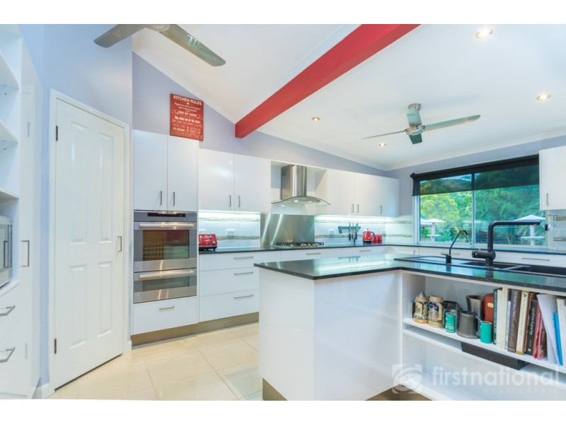 3 Hillside Road, Glass House Mountains QLD 4518