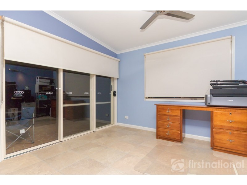 3 Hillside Road, Glass House Mountains QLD 4518