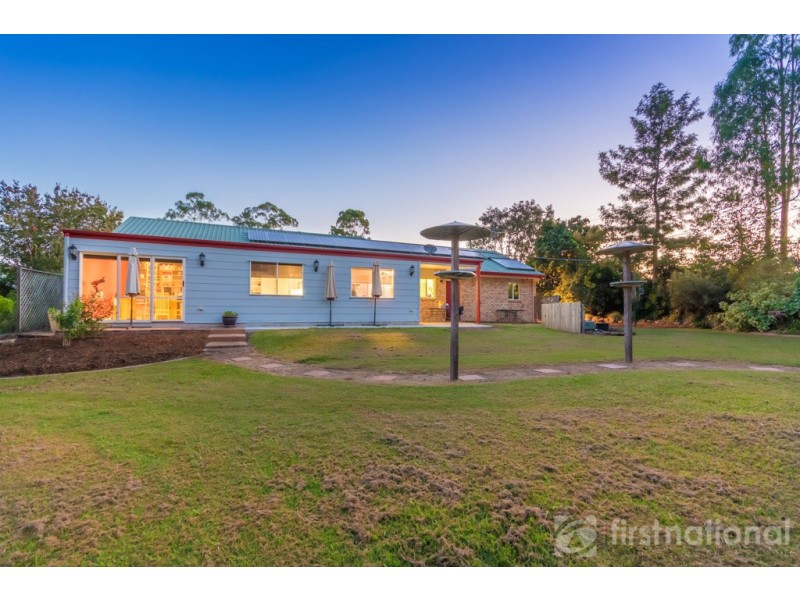 3 Hillside Road, Glass House Mountains QLD 4518