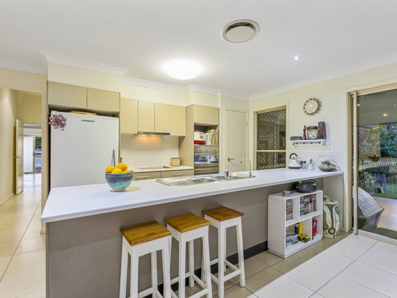 12 Sunbury Place, Peachester QLD 4519