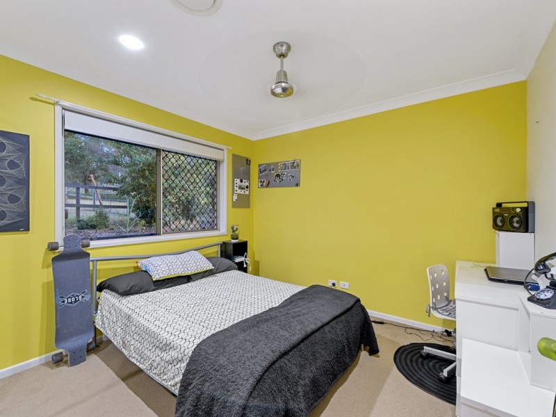 12 Sunbury Place, Peachester QLD 4519