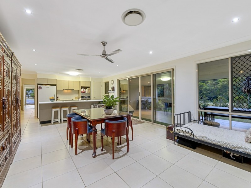 12 Sunbury Place, Peachester QLD 4519