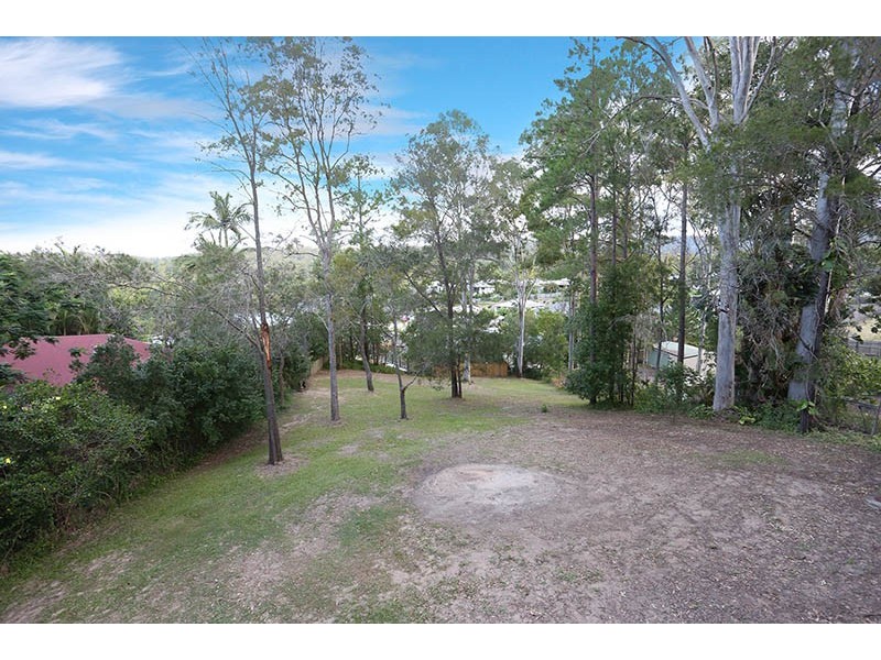 35 Brandenburg Road, Mooloolah Valley QLD 4553