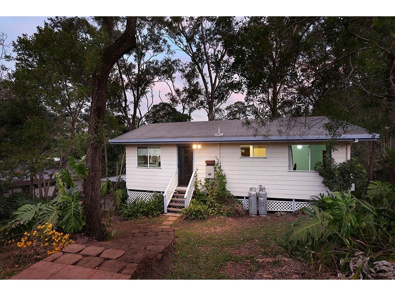 35 Brandenburg Road, Mooloolah Valley QLD 4553