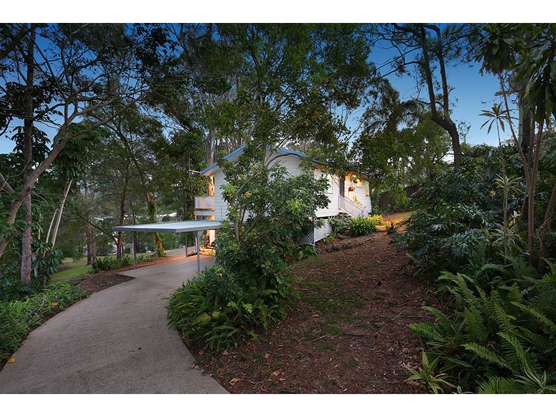 35 Brandenburg Road, Mooloolah Valley QLD 4553