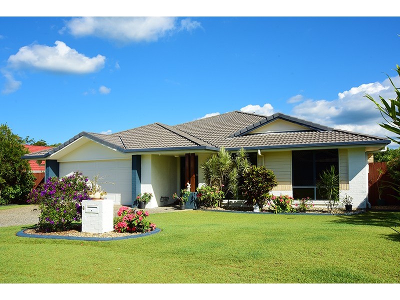 6 Sugar Coast Drive, Glass House Mountains QLD 4518