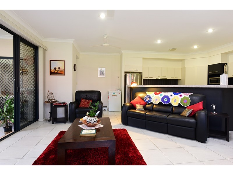 6 Sugar Coast Drive, Glass House Mountains QLD 4518