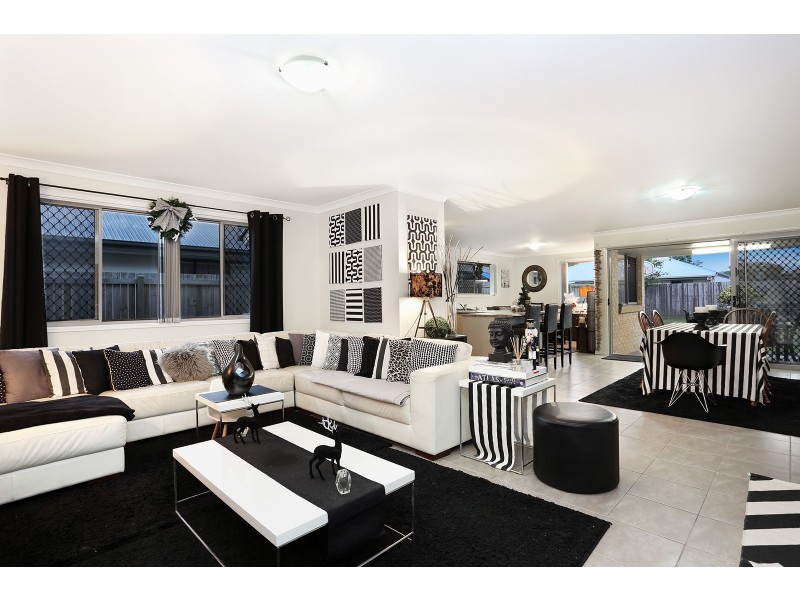 2 Hickory Court, Beerwah QLD 4519