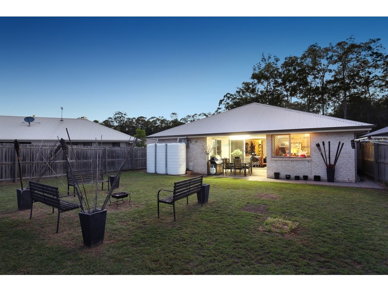 2 Hickory Court, Beerwah QLD 4519