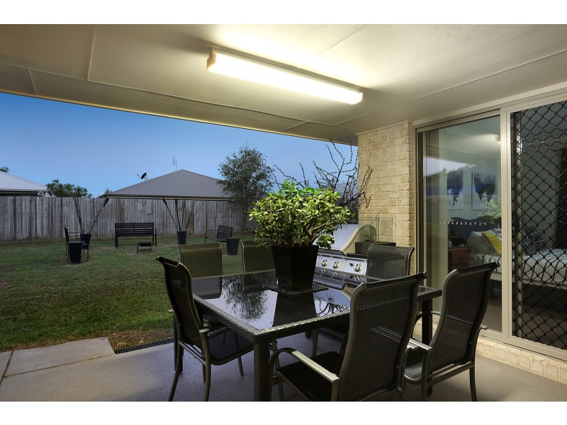 2 Hickory Court, Beerwah QLD 4519