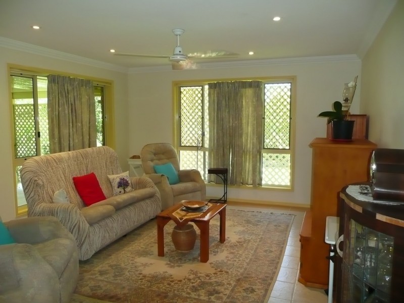 66 Parkview Road, Glass House Mountains QLD 4518