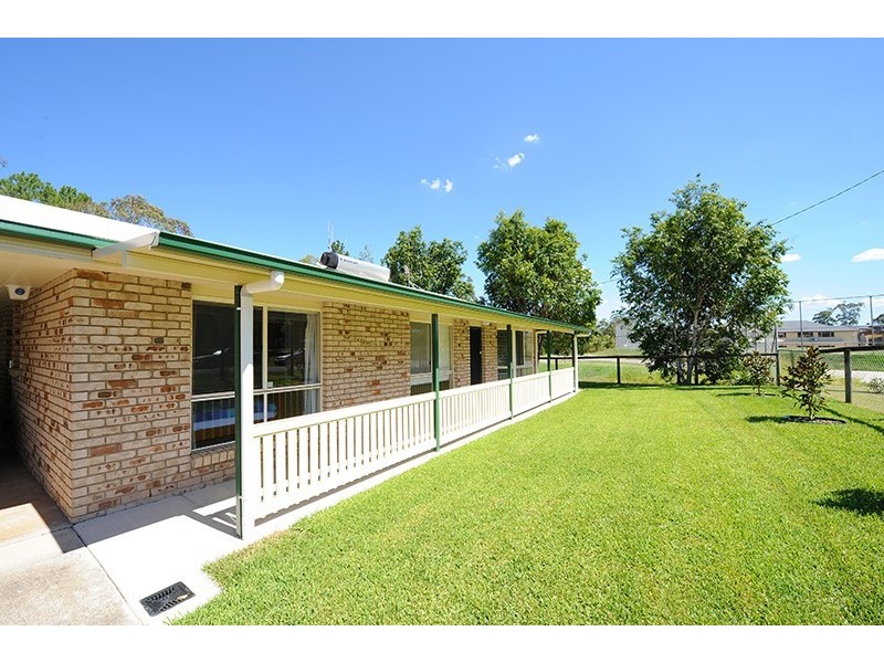 15 Blackbutt St, Beerwah QLD 4519