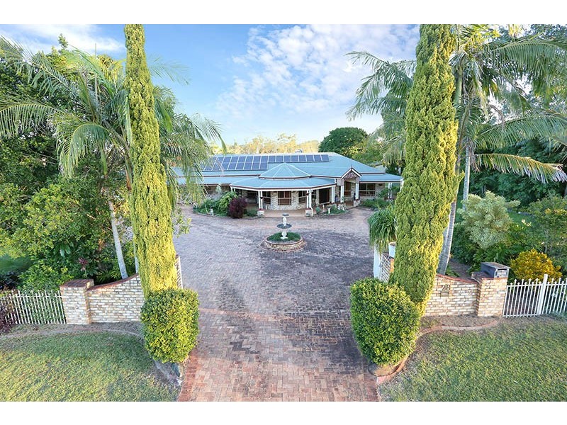 28 PETERS RD, Glass House Mountains QLD 4518
