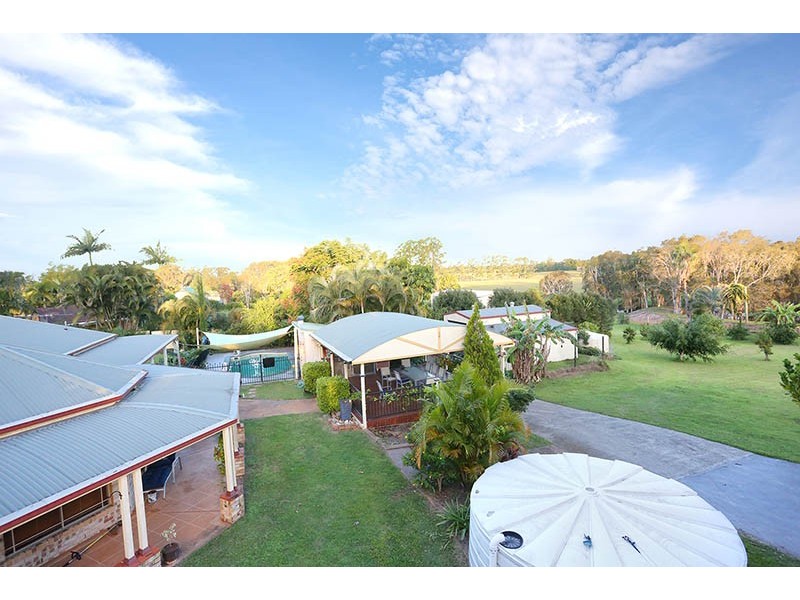 28 PETERS RD, Glass House Mountains QLD 4518