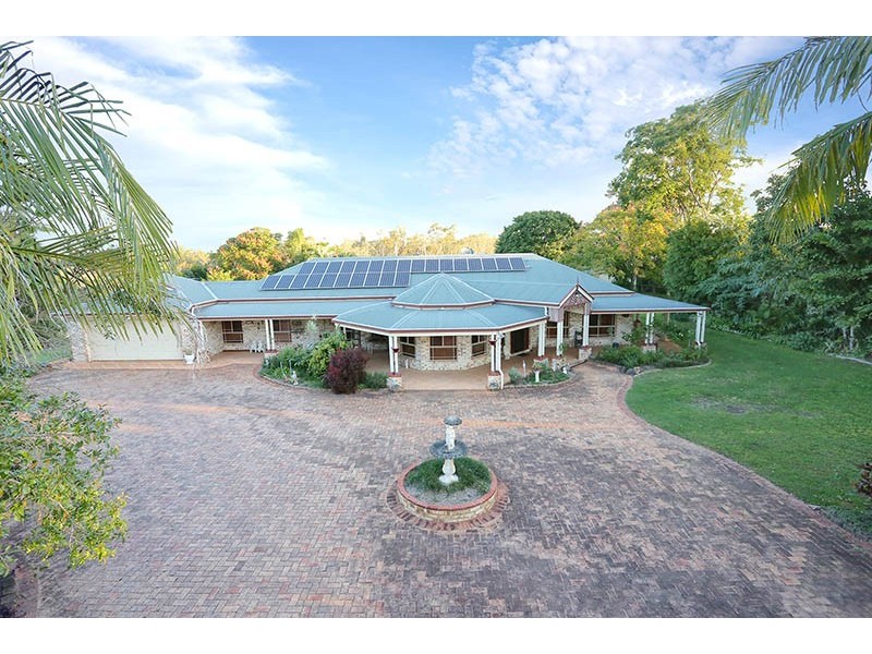 28 PETERS RD, Glass House Mountains QLD 4518