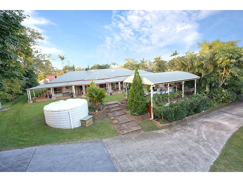 28 PETERS RD, Glass House Mountains QLD 4518
