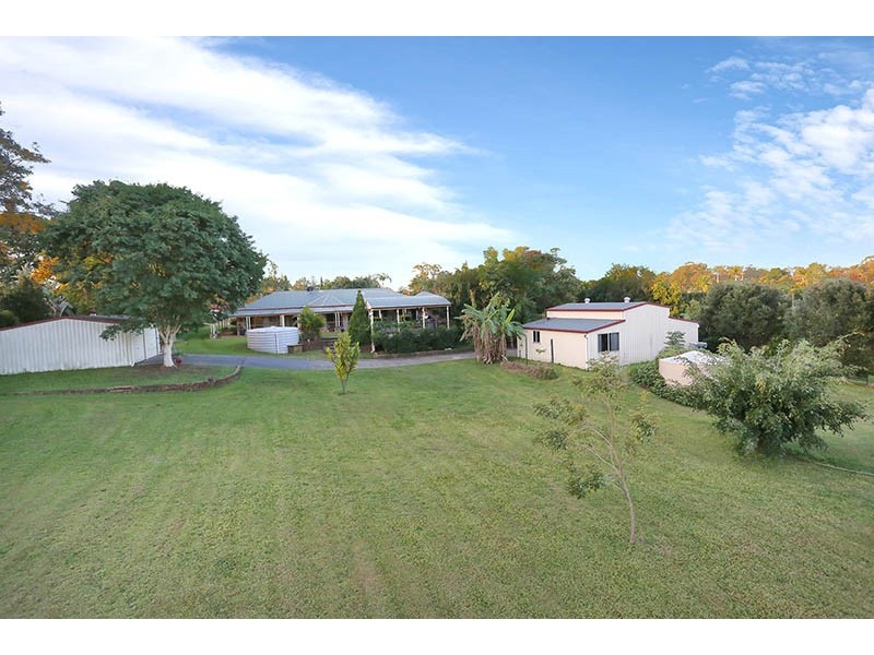 28 PETERS RD, Glass House Mountains QLD 4518