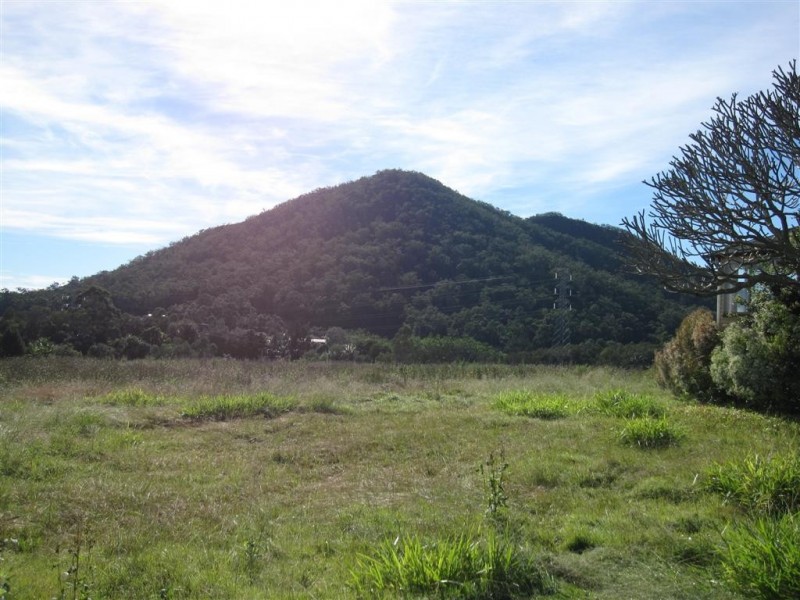 26 Lindeman Road, Beerwah QLD 4519