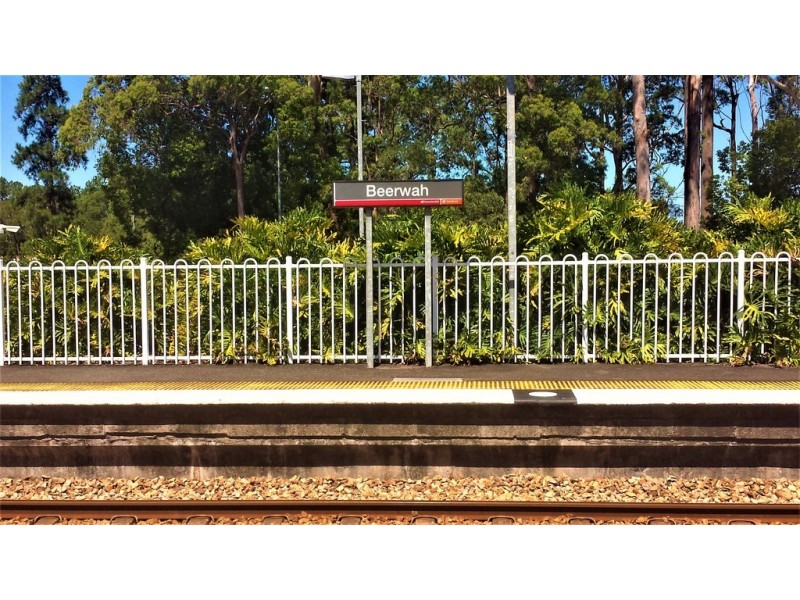 81 Beerwah Parade, Beerwah QLD 4519