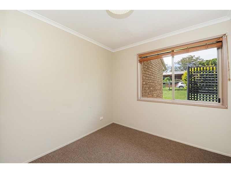 41 Railway Parade, Glass House Mountains QLD 4518