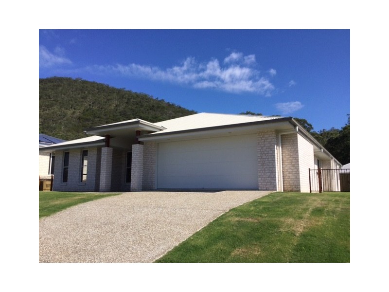 8 Karumba Place, Beerwah QLD 4519