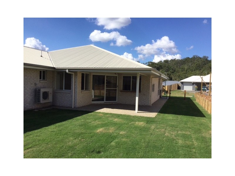 8 Karumba Place, Beerwah QLD 4519