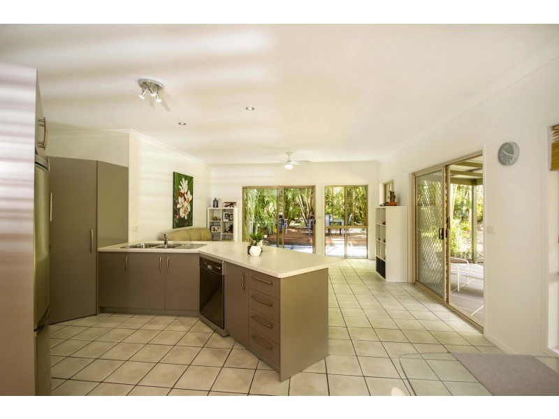 7 Newton Drive, Beerwah QLD 4519