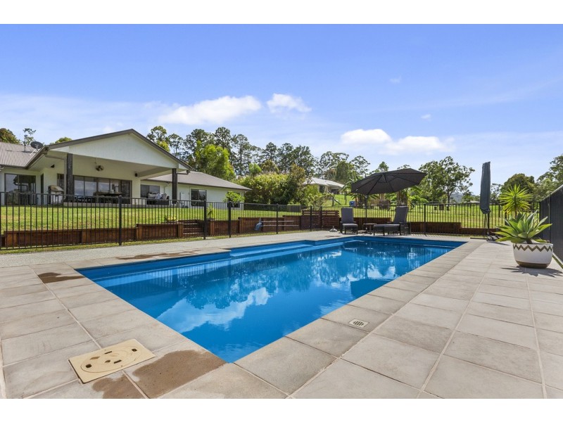535 Macdonalds Road, Peachester QLD 4519