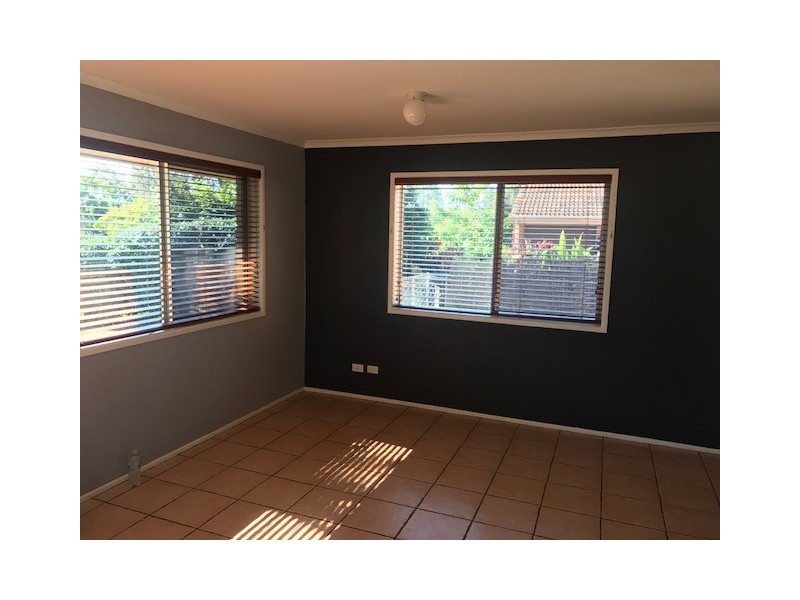 8 Ruwa Drive, Glass House Mountains QLD 4518
