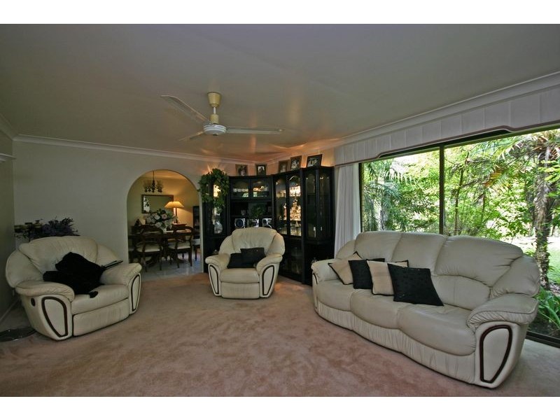 276 Barrs Road, Glass House Mountains QLD 4518