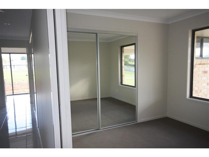 1 (Lot 60) Kate Court, Beerwah QLD 4519