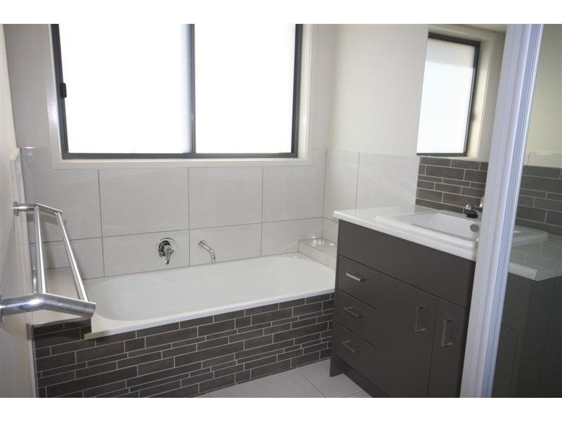 1 (Lot 60) Kate Court, Beerwah QLD 4519