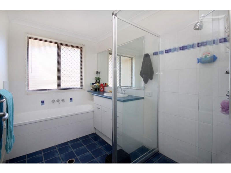 2 Bloomfield Place, Beerwah QLD 4519