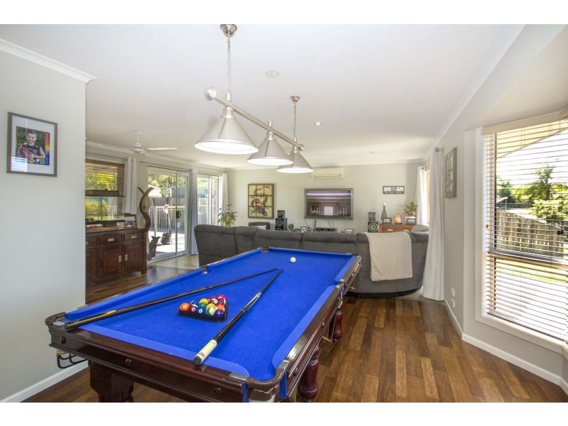 2 Redwood Court, Landsborough QLD 4550