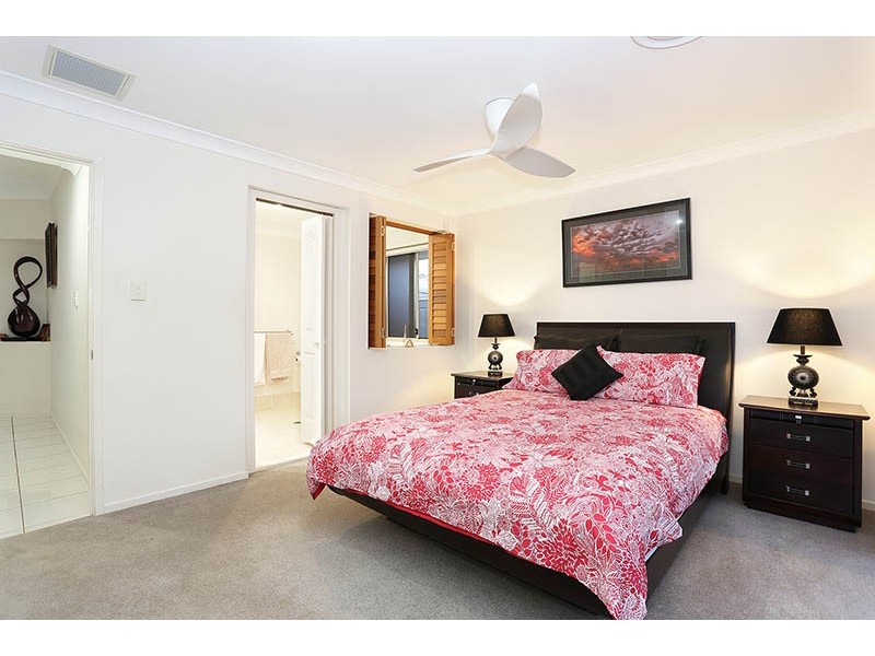 7 Gordon Place, Glass House Mountains QLD 4518