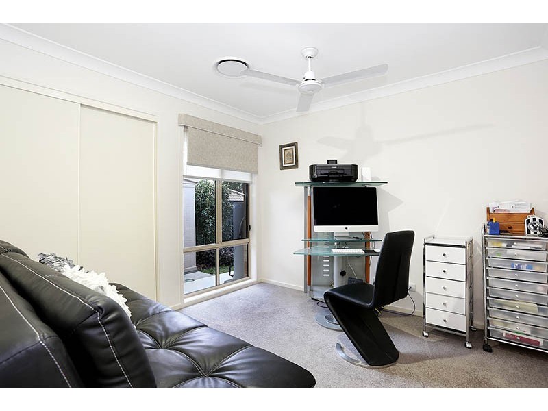 7 Gordon Place, Glass House Mountains QLD 4518