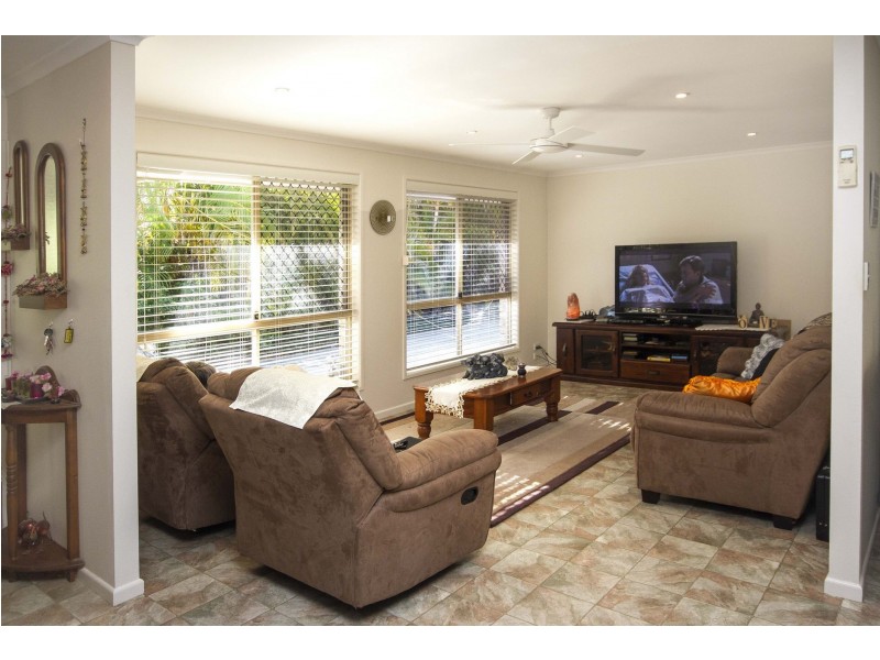 39 Hardwood Road, Landsborough QLD 4550