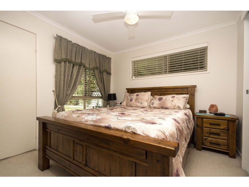 39 Hardwood Road, Landsborough QLD 4550