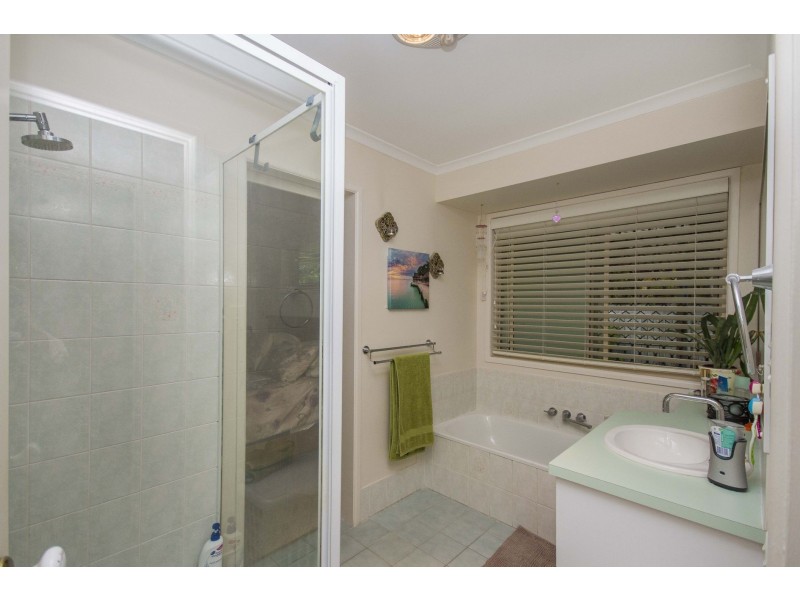 39 Hardwood Road, Landsborough QLD 4550