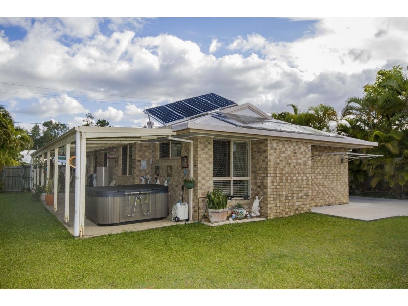 39 Hardwood Road, Landsborough QLD 4550