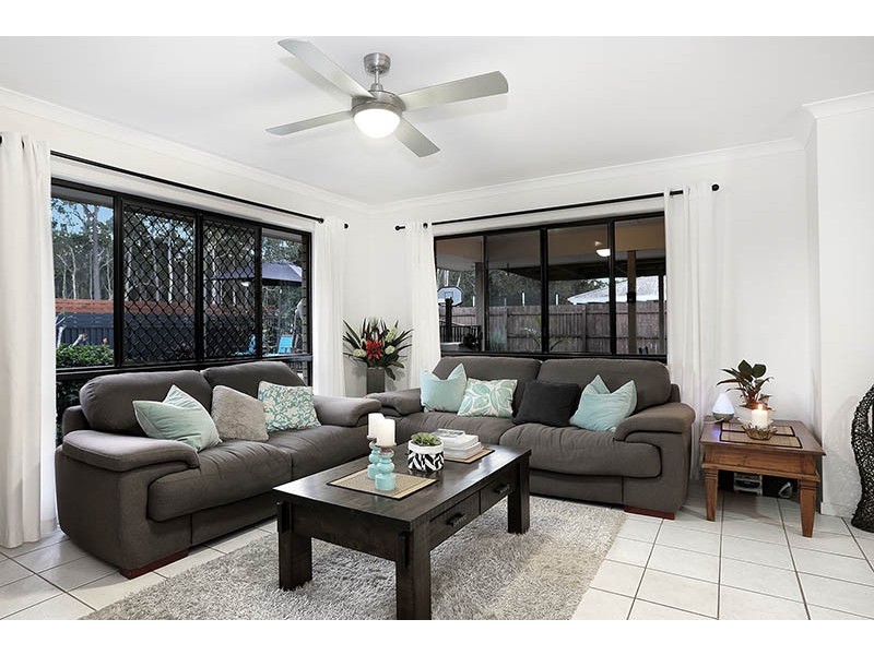 22 Gowen Drive, Landsborough QLD 4550