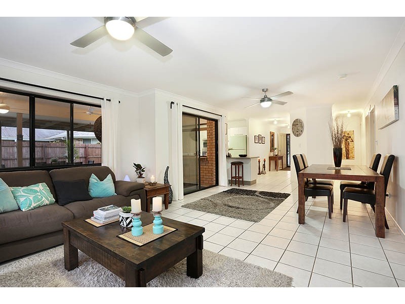 22 Gowen Drive, Landsborough QLD 4550